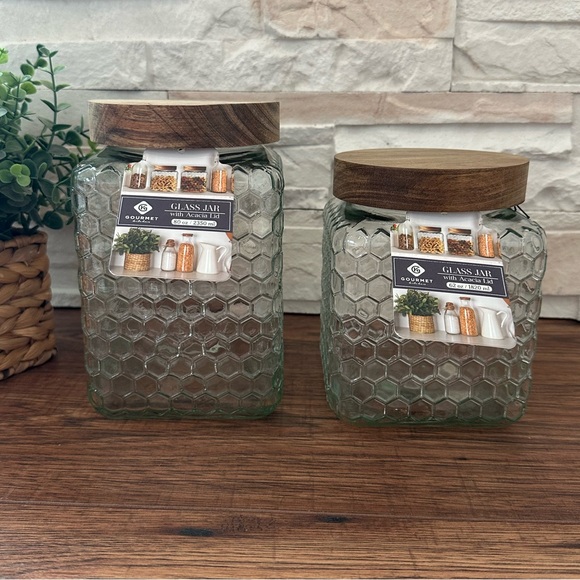 🆕 Set of 2 | Honeycomb Glass Jars / Canisters with Wooden Lids! - Picture 1 of 10